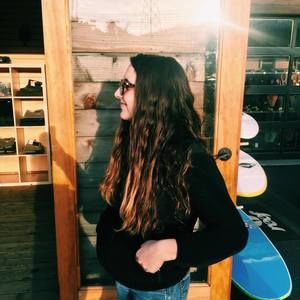 Meet your Posher, Macie